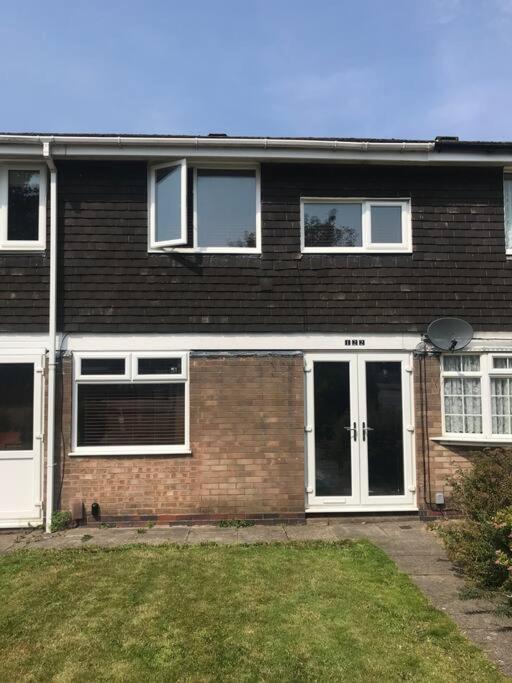 Villa Aspen House Birmingham Esterno foto