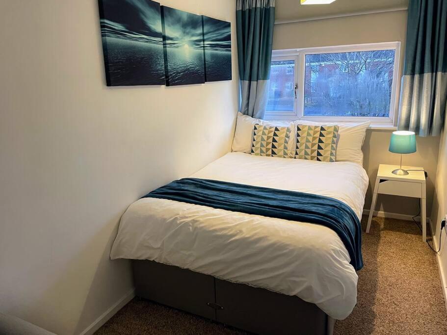 Villa Aspen House Birmingham Esterno foto